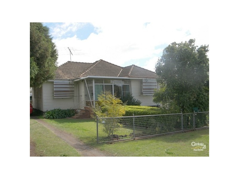 3 Fourth Avenue, Toowoomba QLD 4350