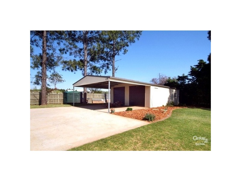 8 Arcadia Court, Highfields QLD 4352