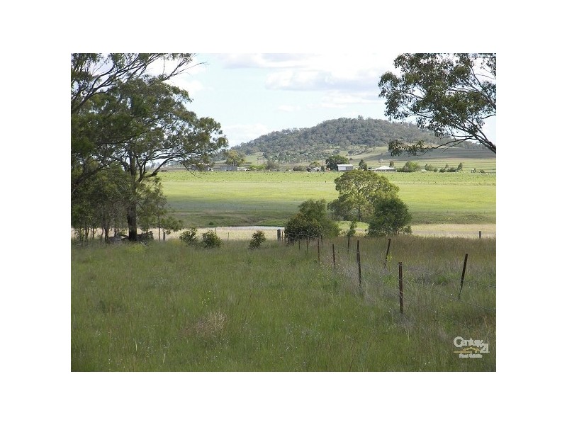 1 Mays Road, Toowoomba QLD 4350