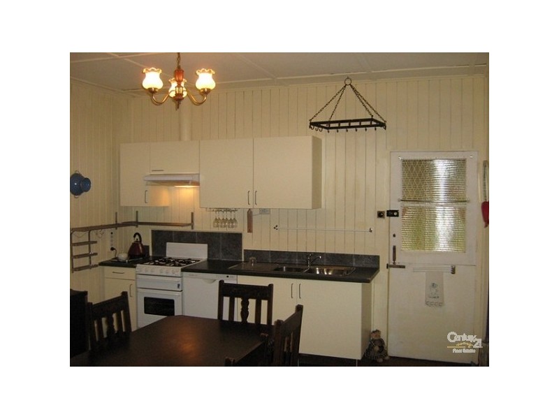 11 Newington Street, Toowoomba QLD 4350