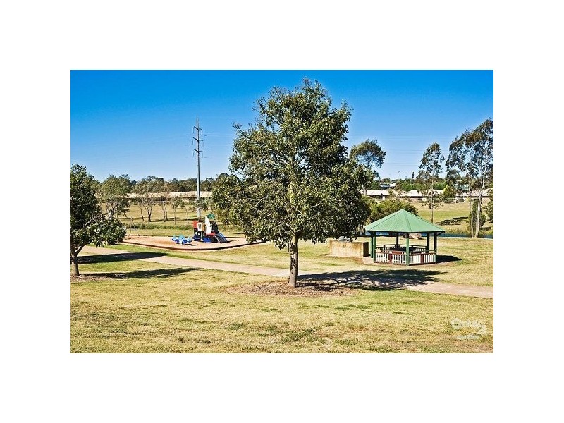 Kearneys Spring QLD 4350