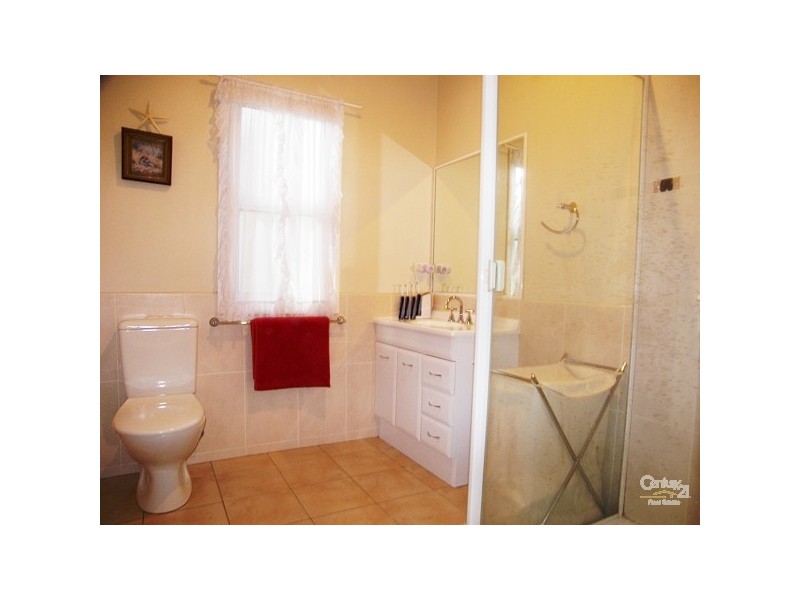 Mount Lofty QLD 4350