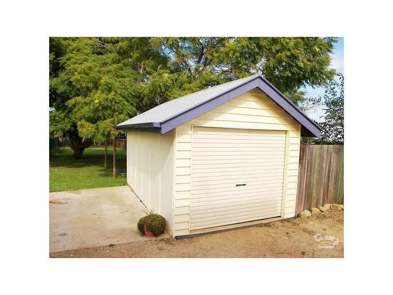 Mount Lofty QLD 4350