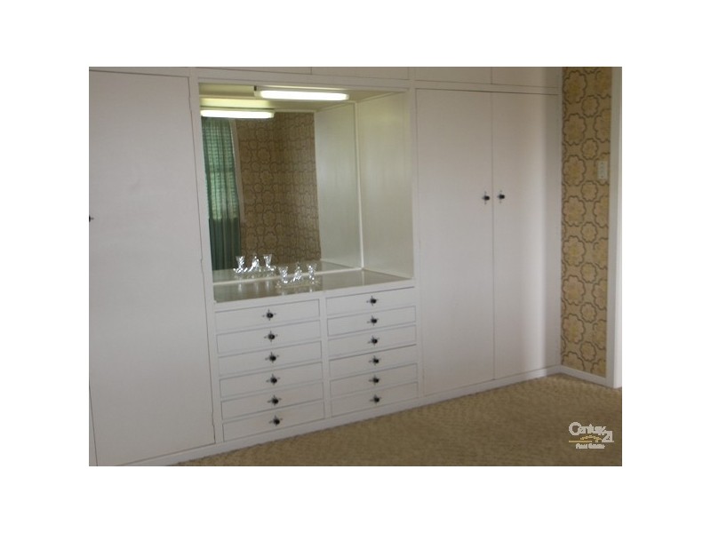 Centenary Heights QLD 4350