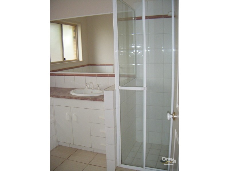 Kearneys Spring QLD 4350