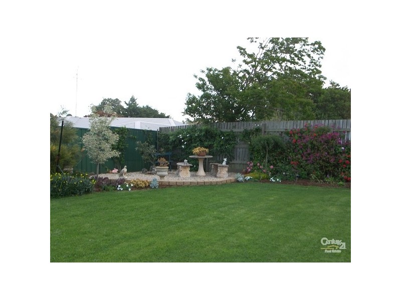 Centenary Heights QLD 4350