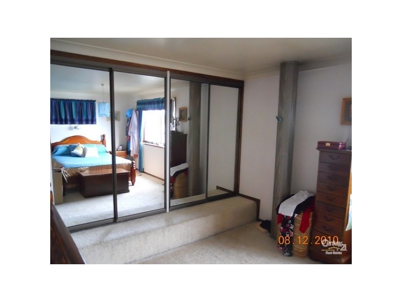 Centenary Heights QLD 4350