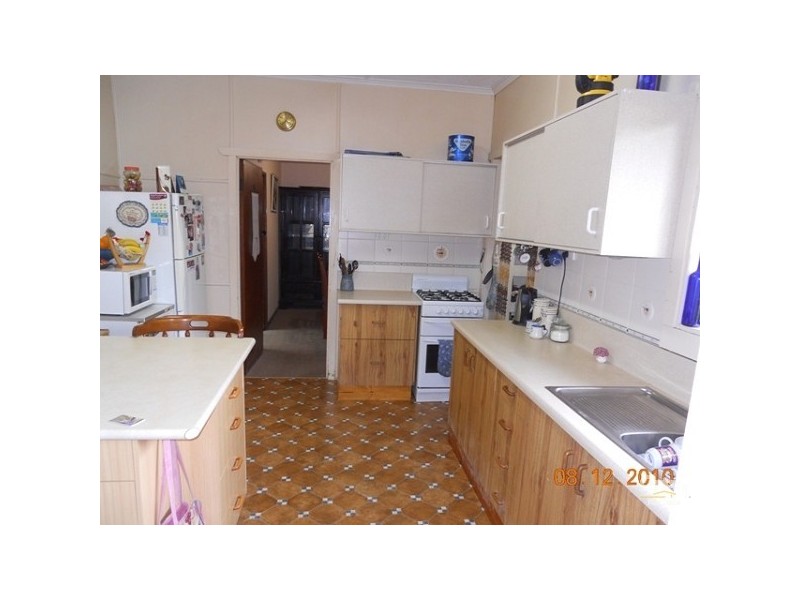 Centenary Heights QLD 4350