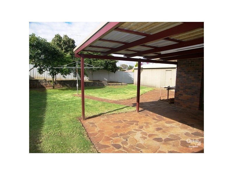 Kearneys Spring QLD 4350