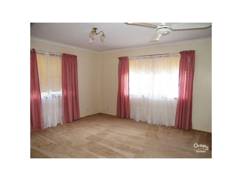 Kearneys Spring QLD 4350