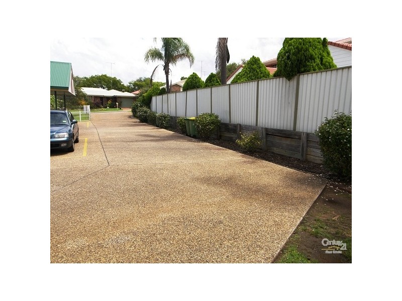 3/5 Horrocks Crescent, Kearneys Spring QLD 4350