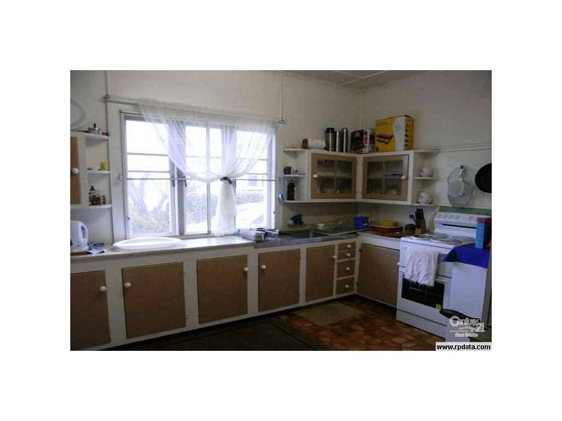 263 West Street, Harristown QLD 4350