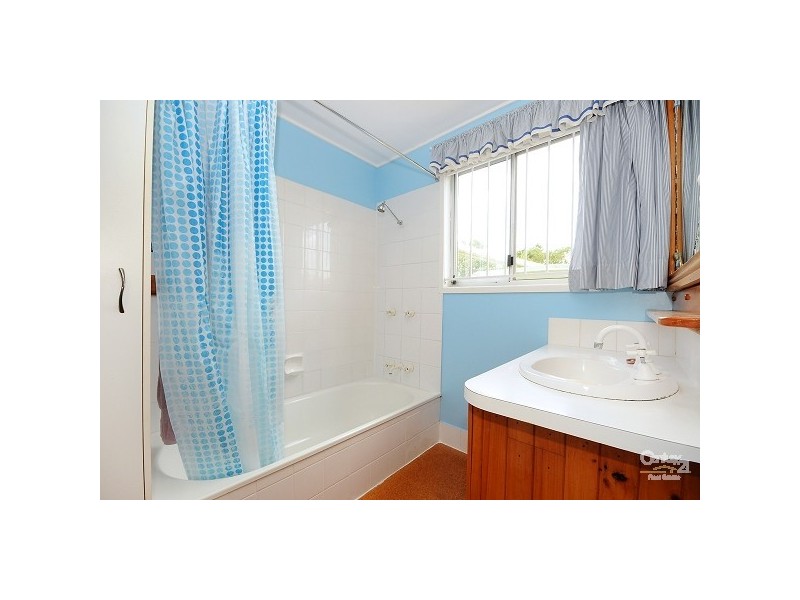 Mount Lofty QLD 4350