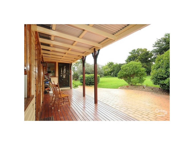 Mount Lofty QLD 4350