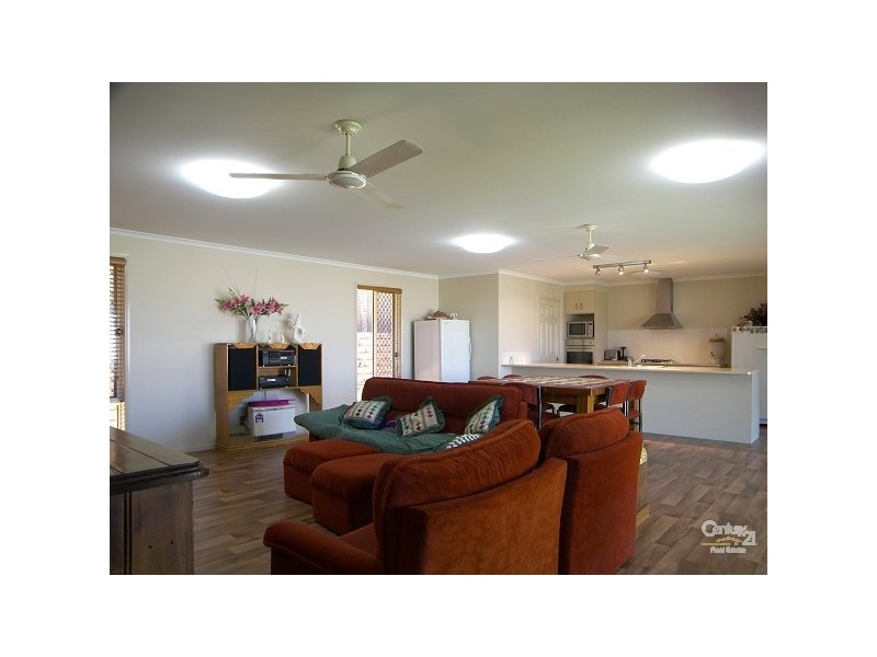 127 Platz Street off Handley Street, Darling Heights QLD 4350