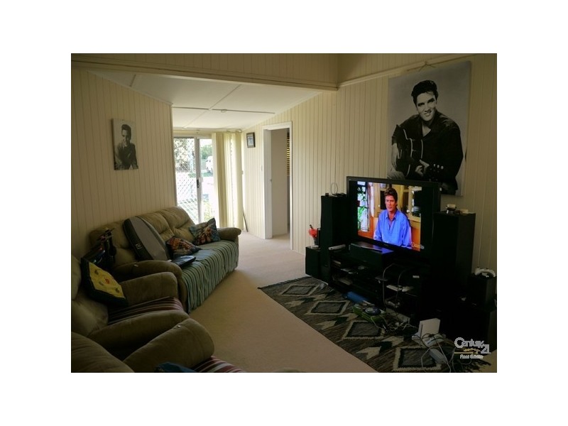 7 Station Street, Wyreema QLD 4352