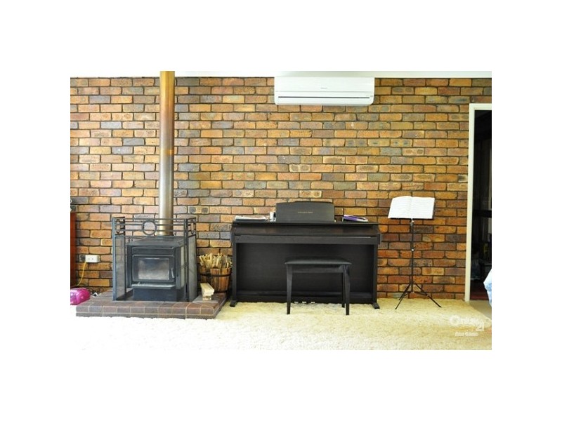 7 Begonia Court, Centenary Heights QLD 4350