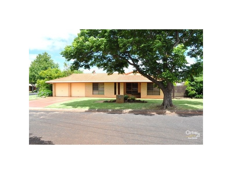 7 Begonia Court, Centenary Heights QLD 4350