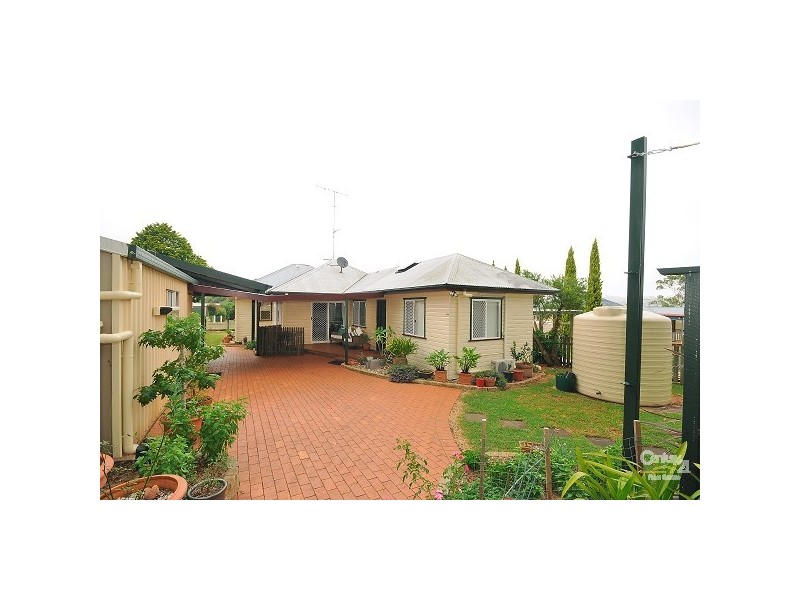 41 Drummond Street, Rangeville QLD 4350