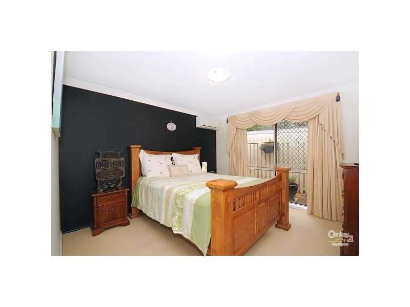 Centenary Heights QLD 4350