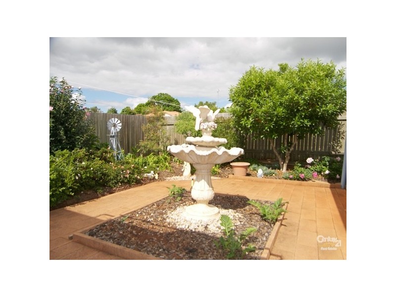 Kearneys Spring QLD 4350