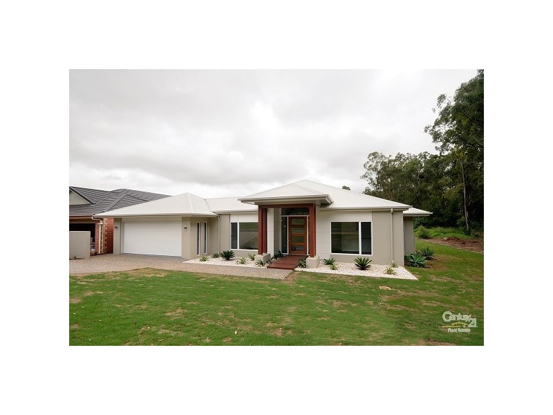 1 Tarlington Street, Middle Ridge QLD 4350