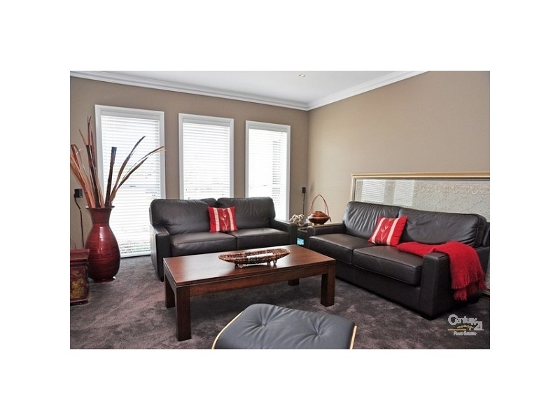 67 Wood Drive, Middle Ridge QLD 4350