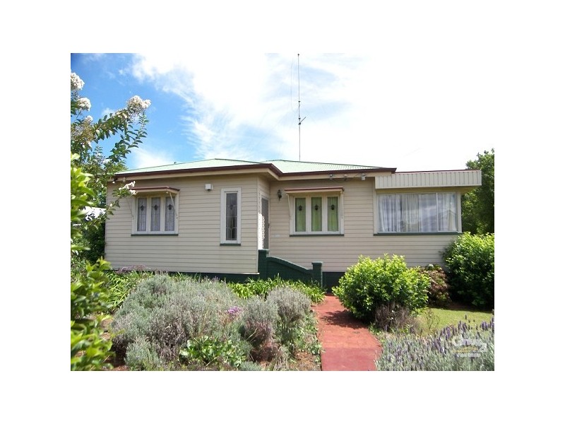 11 Birdwood Street, Toowoomba QLD 4350