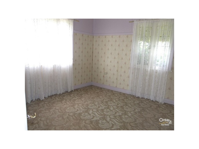 11 Birdwood Street, Toowoomba QLD 4350