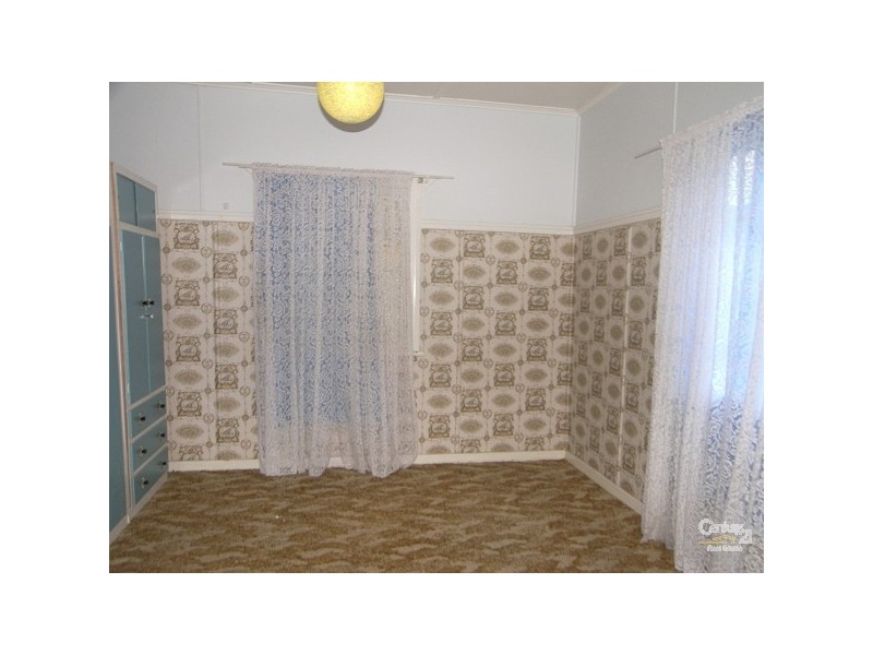 11 Birdwood Street, Toowoomba QLD 4350