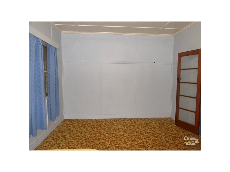 11 Birdwood Street, Toowoomba QLD 4350