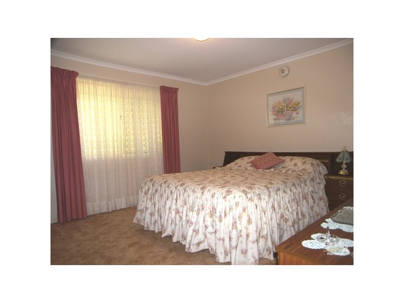 Centenary Heights QLD 4350