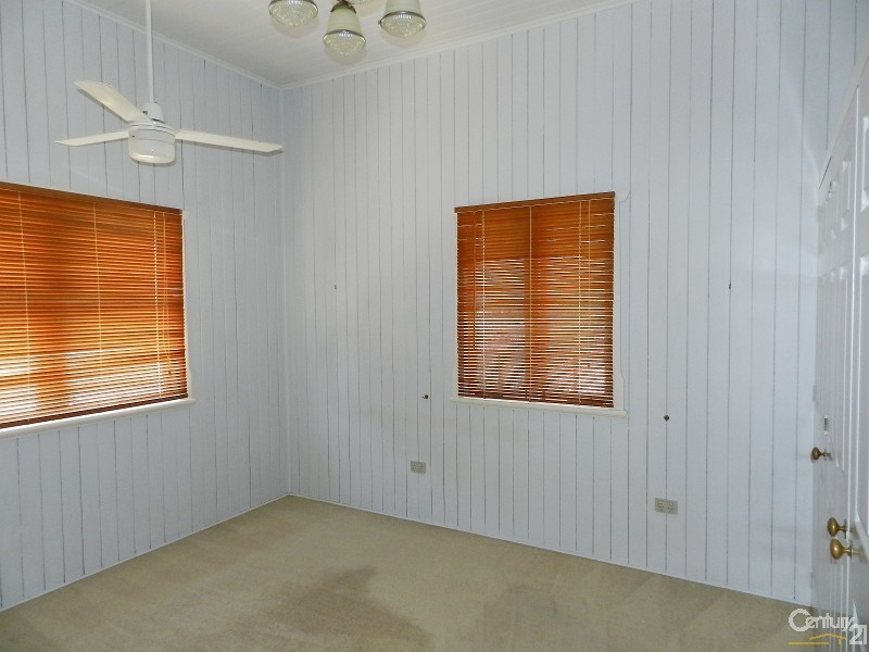 17 Vacy Street, Newtown QLD 4350