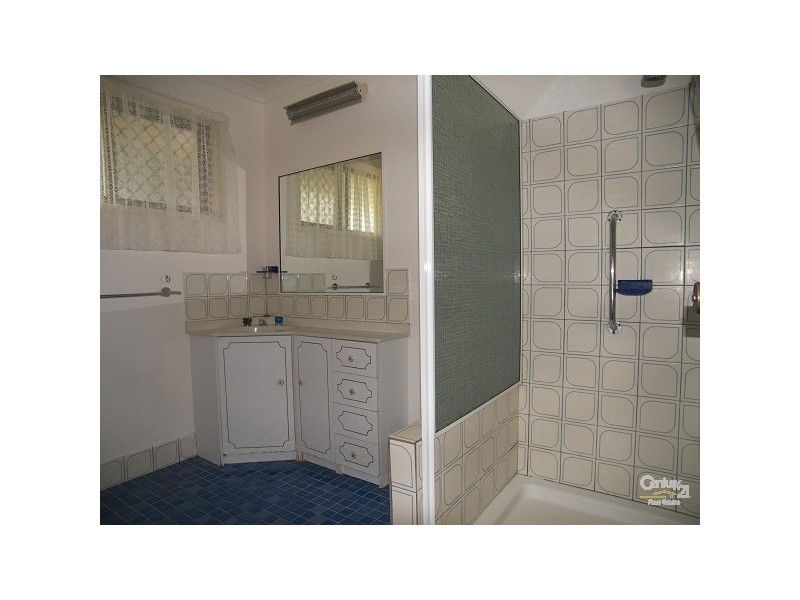 Centenary Heights QLD 4350