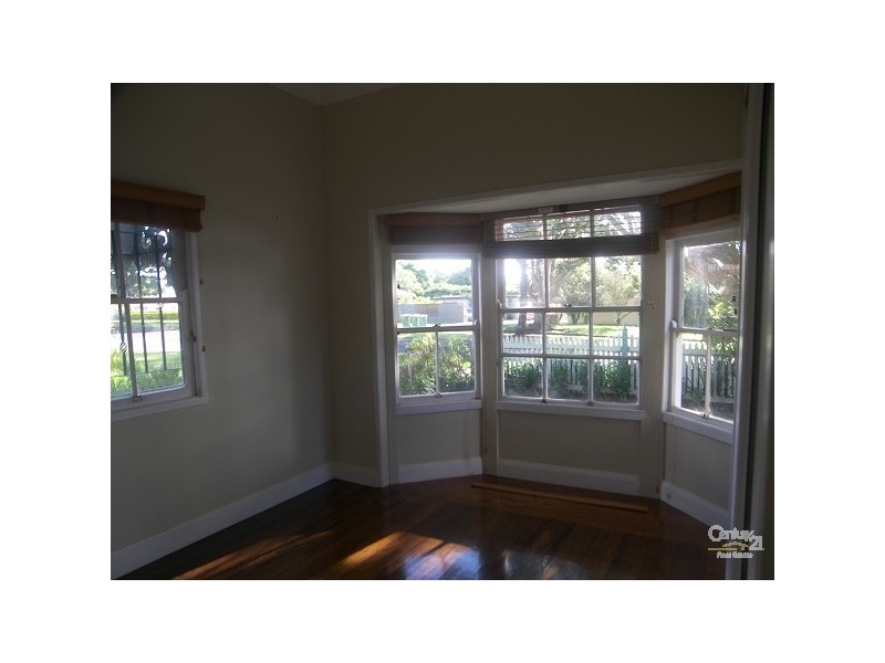 Centenary Heights QLD 4350