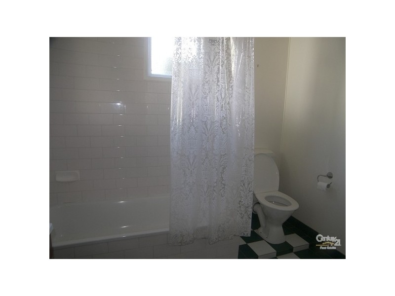 Centenary Heights QLD 4350