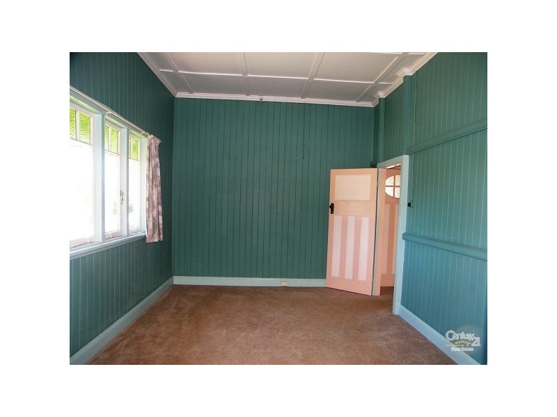 123 West Street, Toowoomba QLD 4350