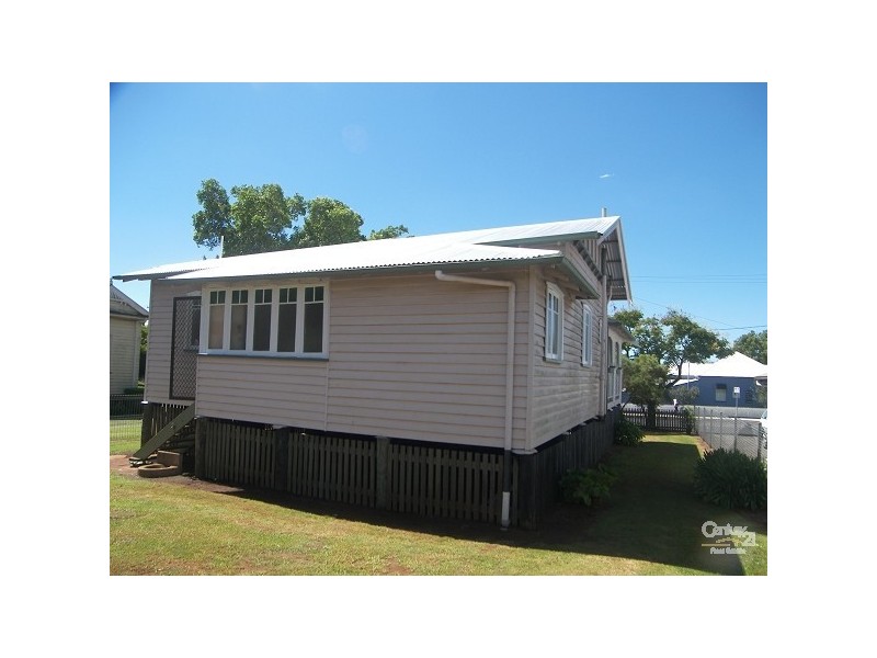 123 West Street, Toowoomba QLD 4350