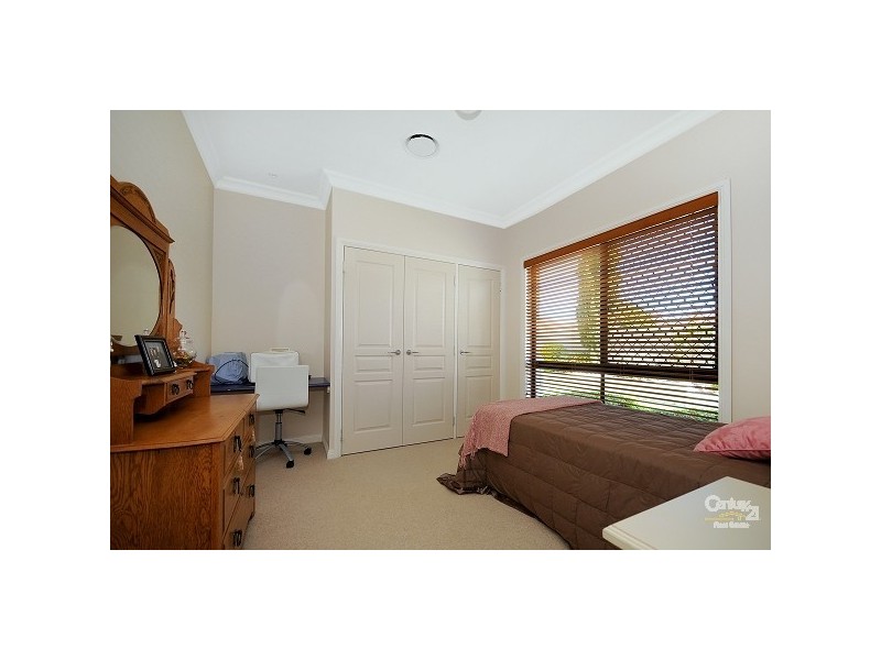 1 Bridget Court, Middle Ridge QLD 4350