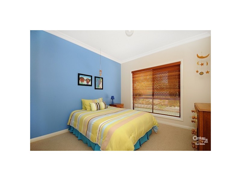 1 Bridget Court, Middle Ridge QLD 4350