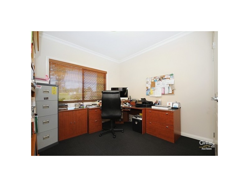 1 Bridget Court, Middle Ridge QLD 4350