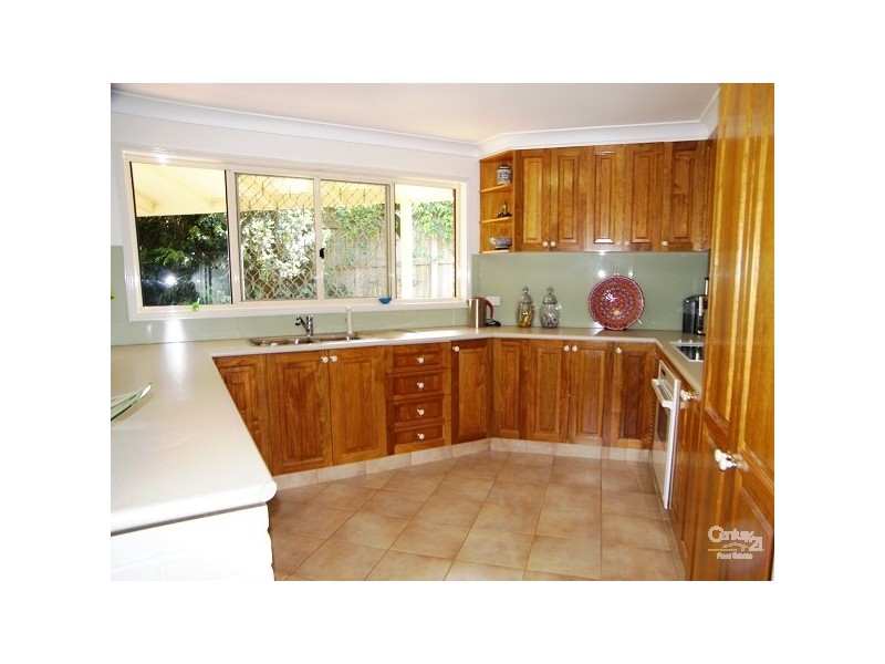 5 Navajo Street, Wilsonton QLD 4350