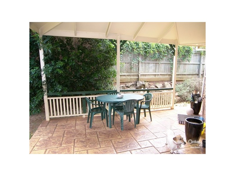 5 Navajo Street, Wilsonton QLD 4350