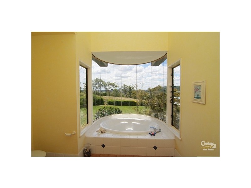 192 Meyninks Road, Hodgson Vale QLD 4352