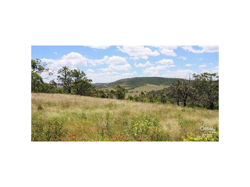 192 Meyninks Road, Hodgson Vale QLD 4352