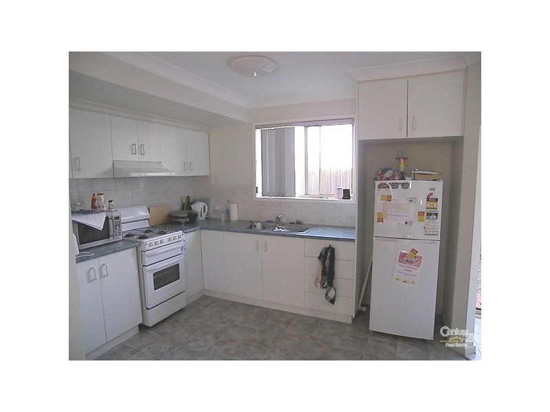 3/33 Helen Street, Newtown QLD 4350