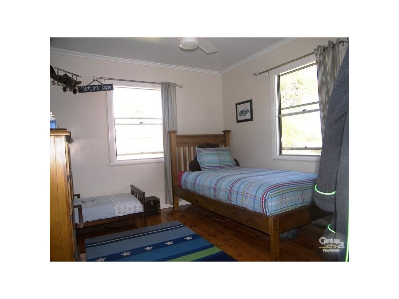 Mount Lofty QLD 4350