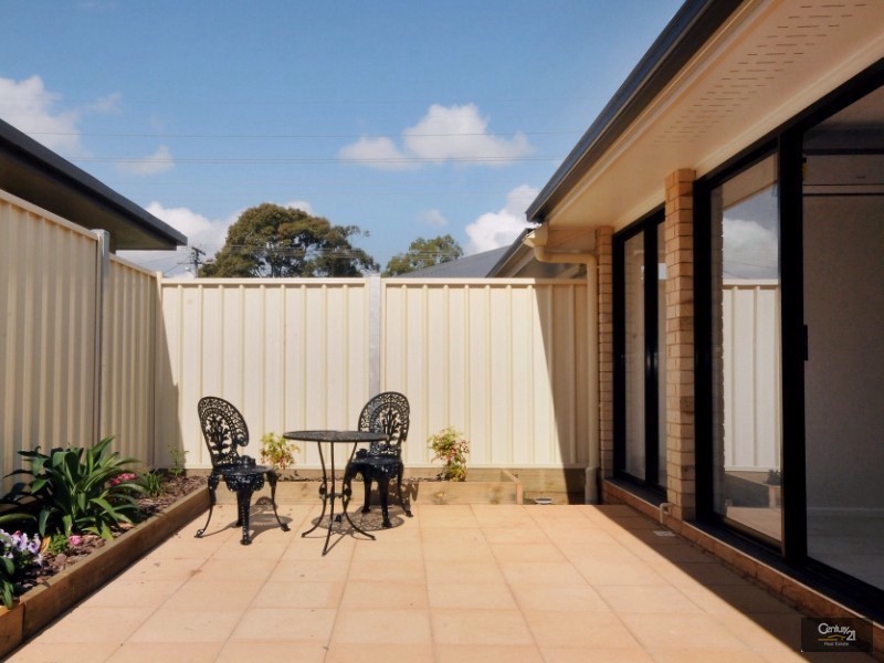 2-4/47 Hoey Street, Kearneys Spring QLD 4350