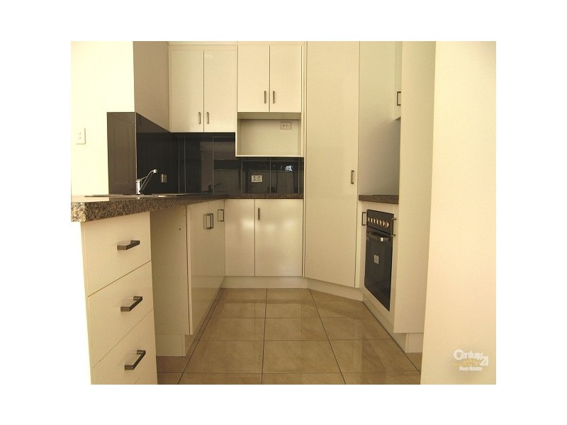 2-4/47 Hoey Street, Kearneys Spring QLD 4350