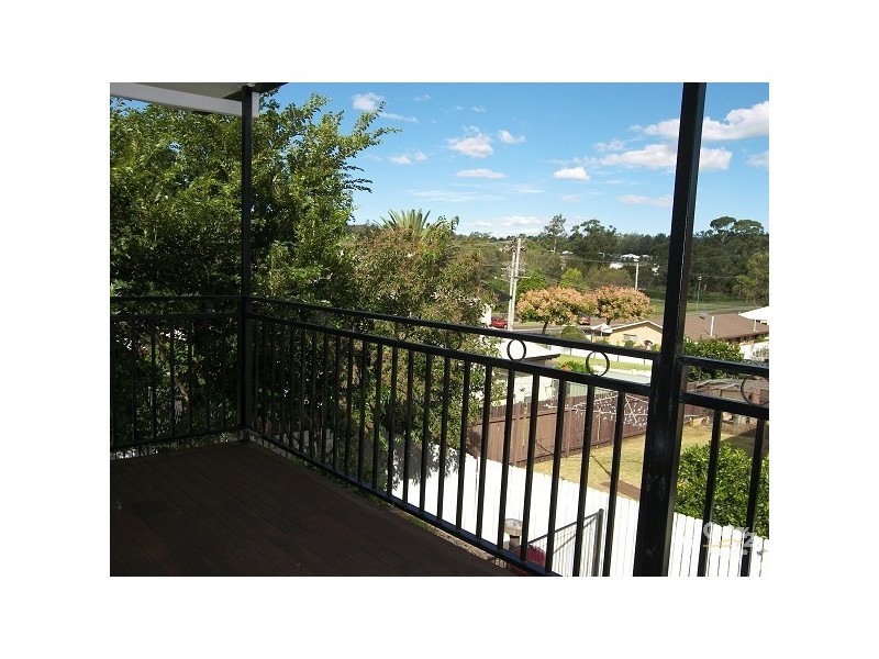 Centenary Heights QLD 4350